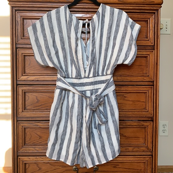 NWT American Eagle Outfitters Striped Romper - Picture 7 of 7